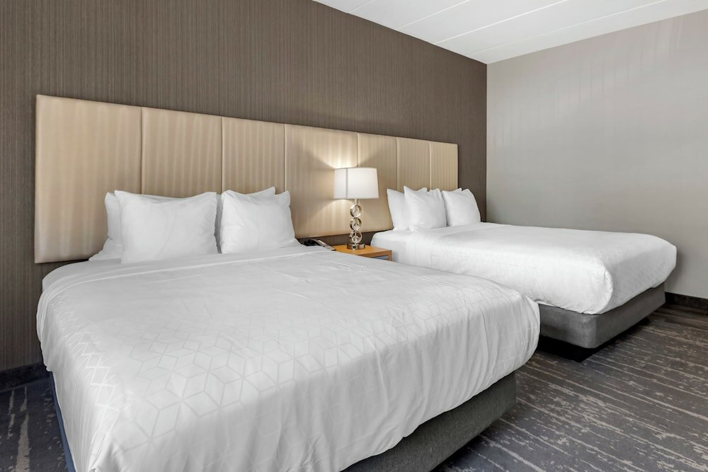 Фото Somerset Lofts, Ascend Hotel Collection