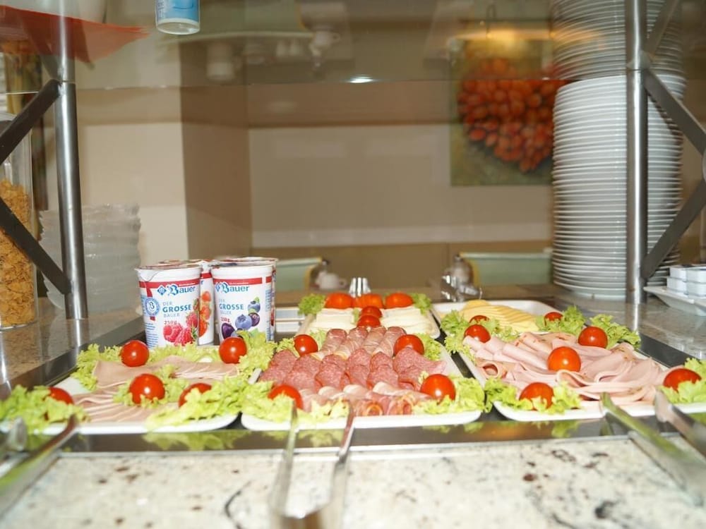 Фото Entrée Hotel Groß Borstel