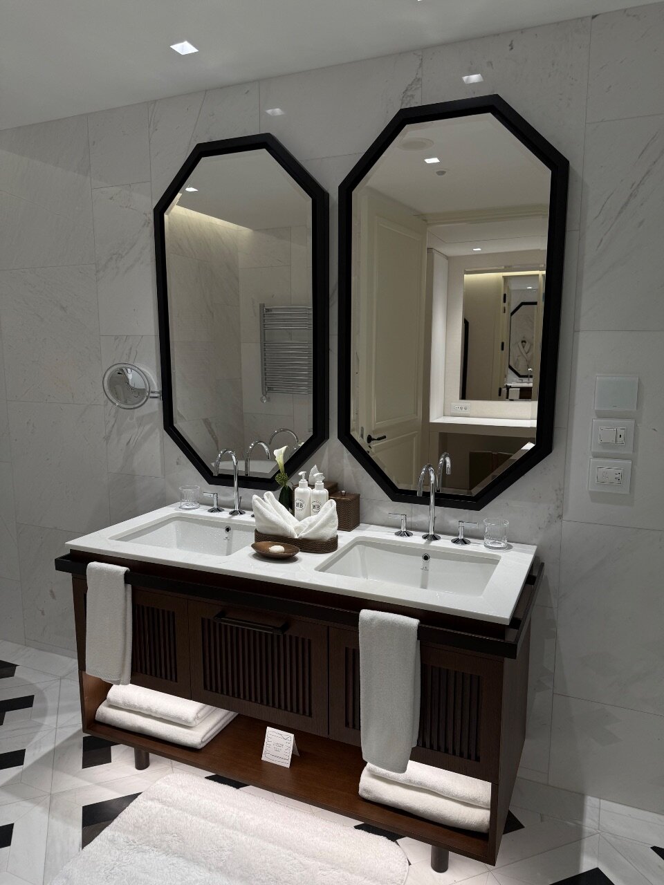 Фото Waldorf Astoria Minsk