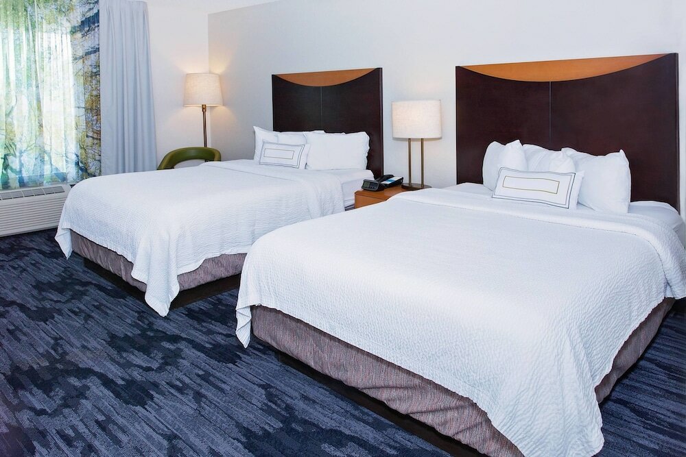 Фото Fairfield Inn by Marriott Hays