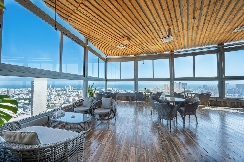 Фото Wahaj Boulevard Hotel