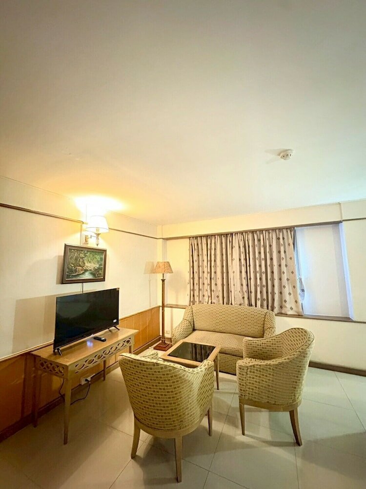 Фото Camelot Hotel Pattaya