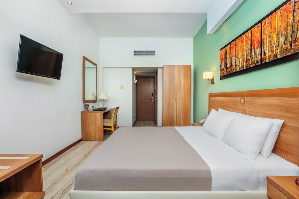 Фото Pefka Hotel