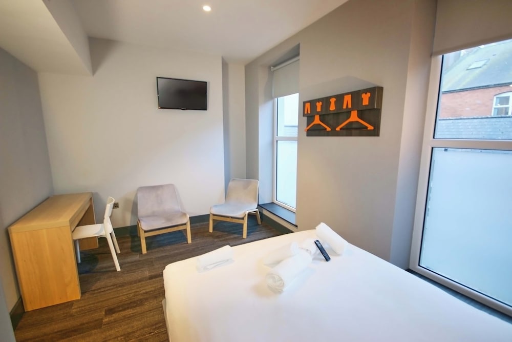 Фото EasyHotel Belfast