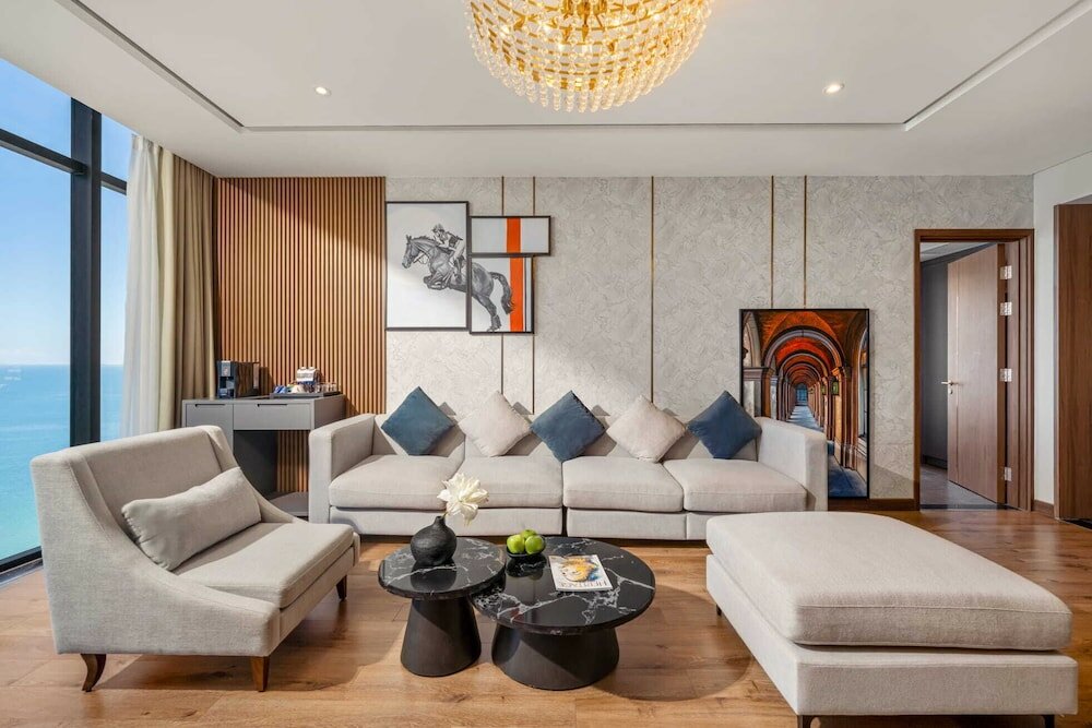 Фото Peninsula Hotel Danang