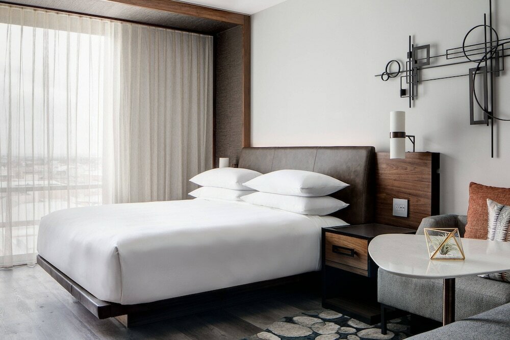 Фото Odessa Marriott Hotel & Conference Center