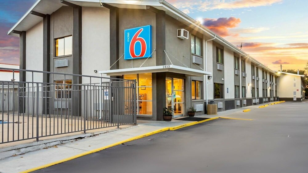 Фото Motel 6 Ogden, Ut- Downtown