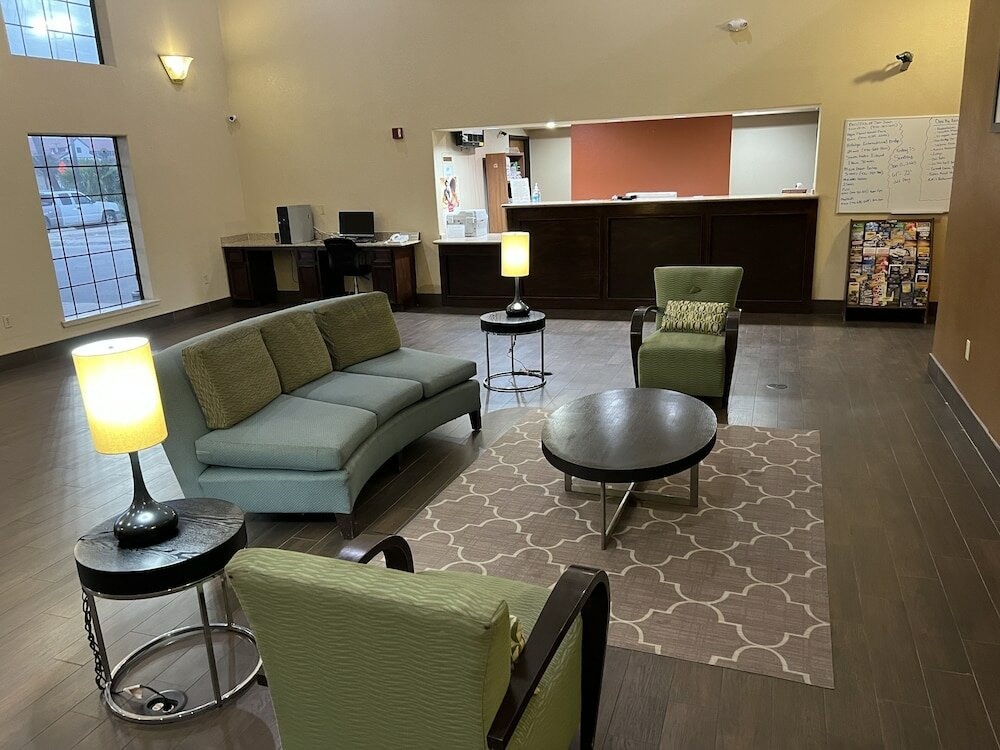 Фото Americas Best Value Inn Pharr
