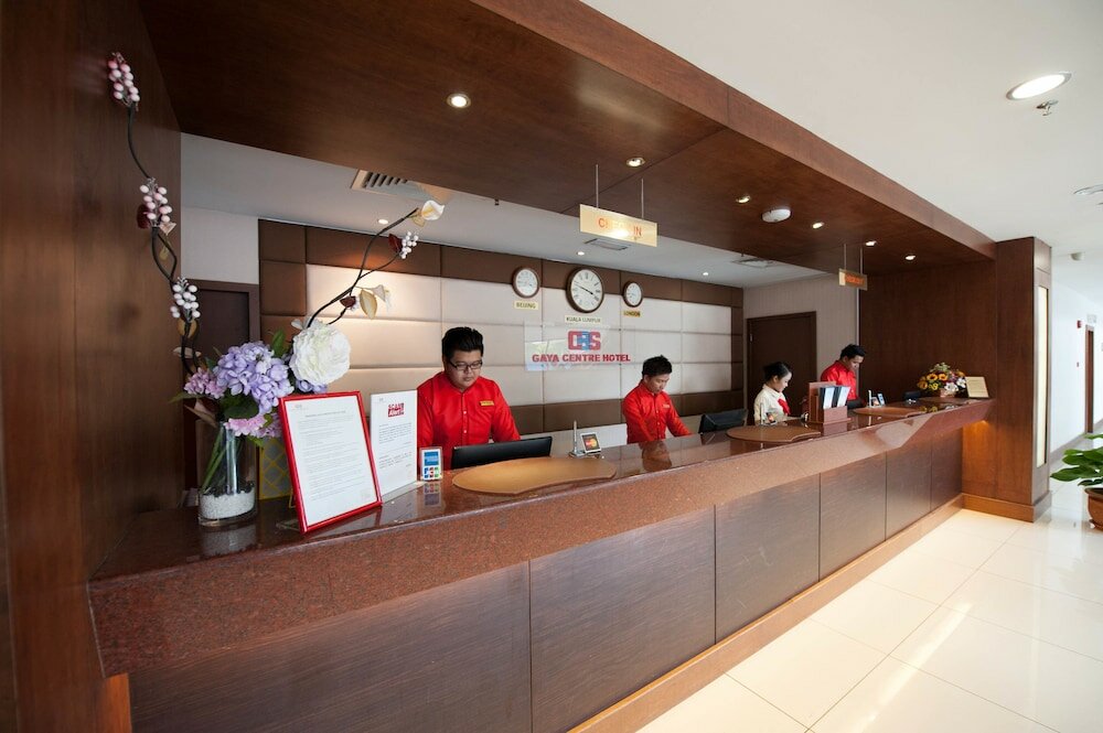 Фото Gaya Centre Hotel