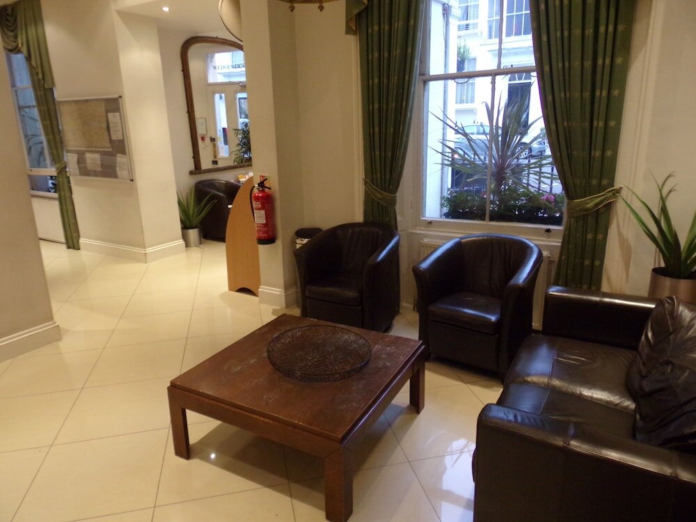 Фото Wedgewood Hotel