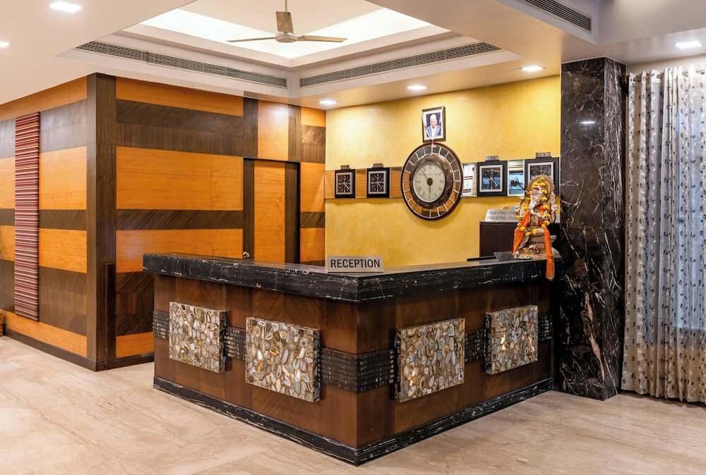 Фото Amantra Comfort Hotel