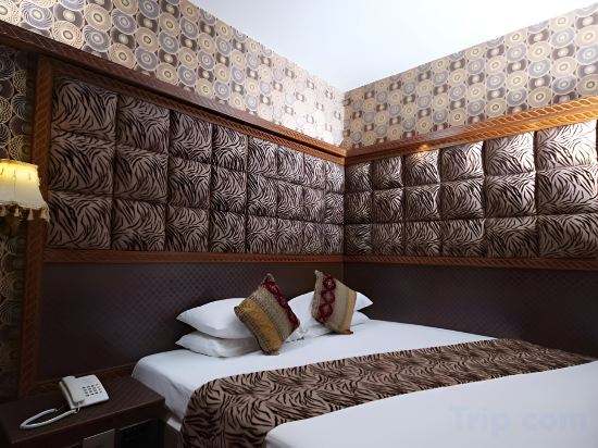 Фото Hotel Faran Karachi