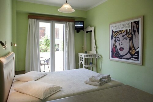 Гостиница Virginia Hotel на Самосе