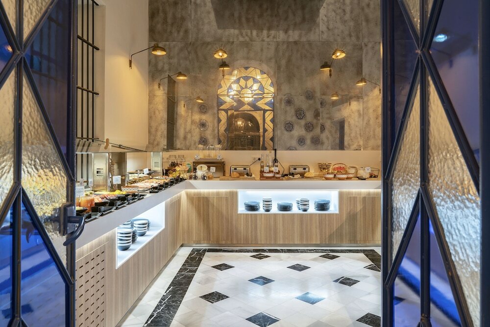 Фото Vincci Molviedro Suites Apartments