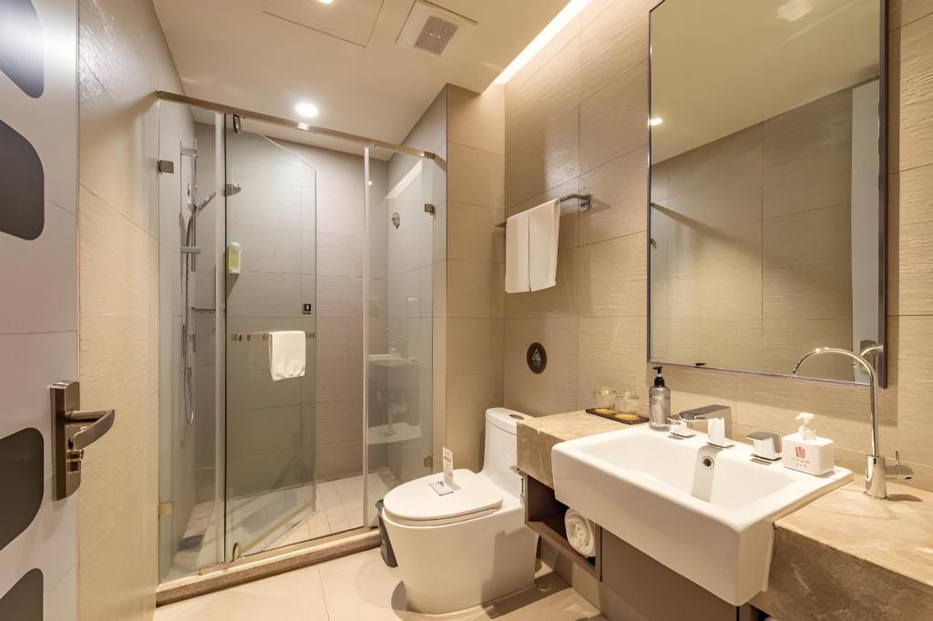 Фото Homeinn Plus Hotel (Beijing Guomao Heshenghui)