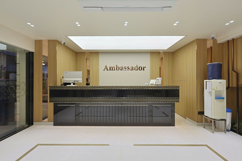 Фото Hotel Ambassador