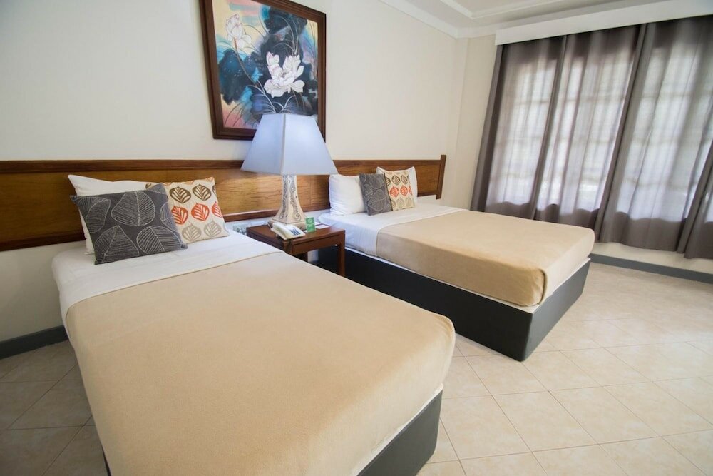 Фото Almont Inland Resort