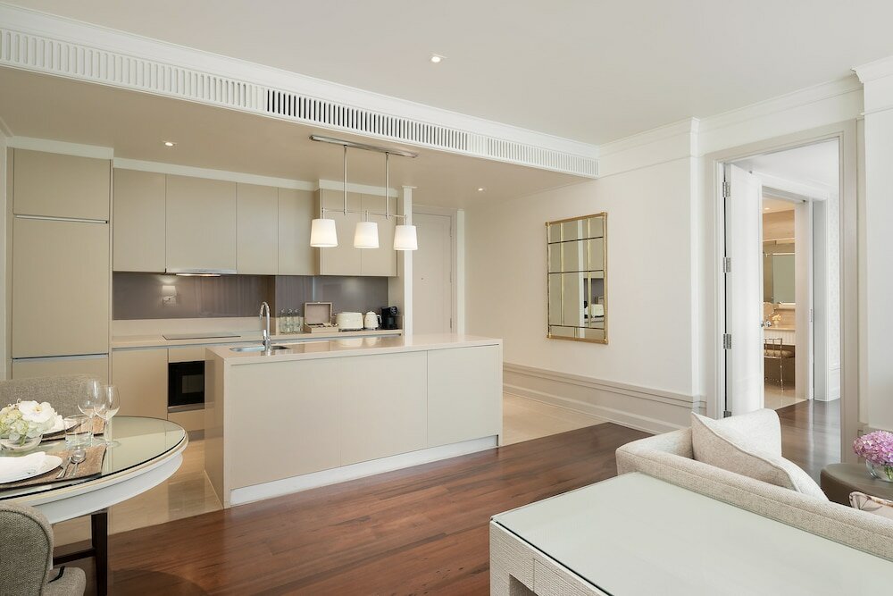 Фото Oriental Residence Bangkok