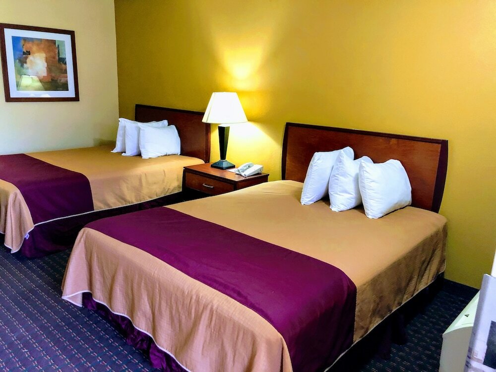 Фото Americas Best Value Inn & Suites Yukon Oklahoma City