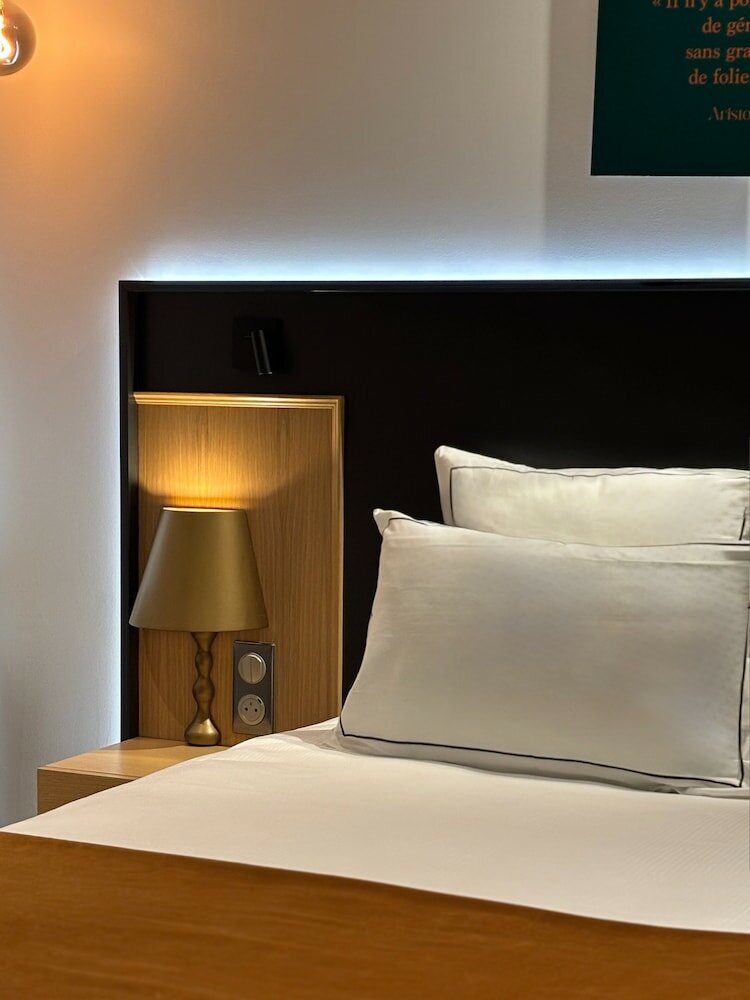 Фото Hotel Star Champs Elysées