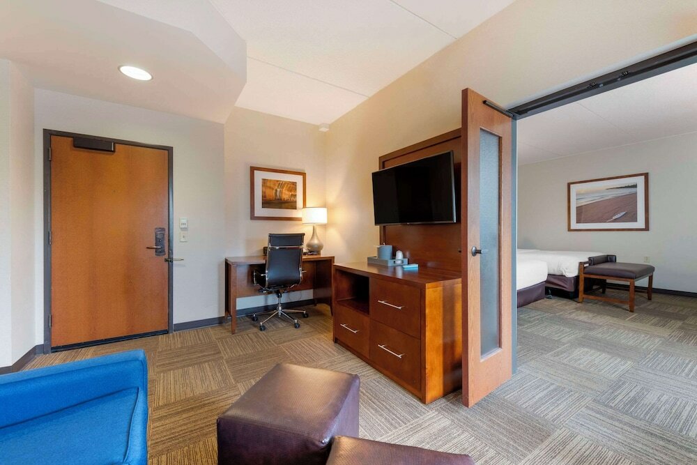 Фото Lift Bridge Lodge, Ascend Hotel Collection