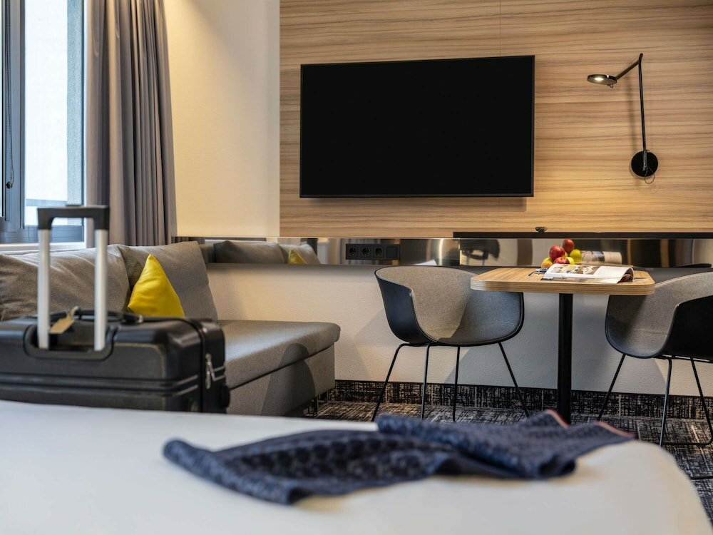 Фото Novotel Suites Wien City Donau