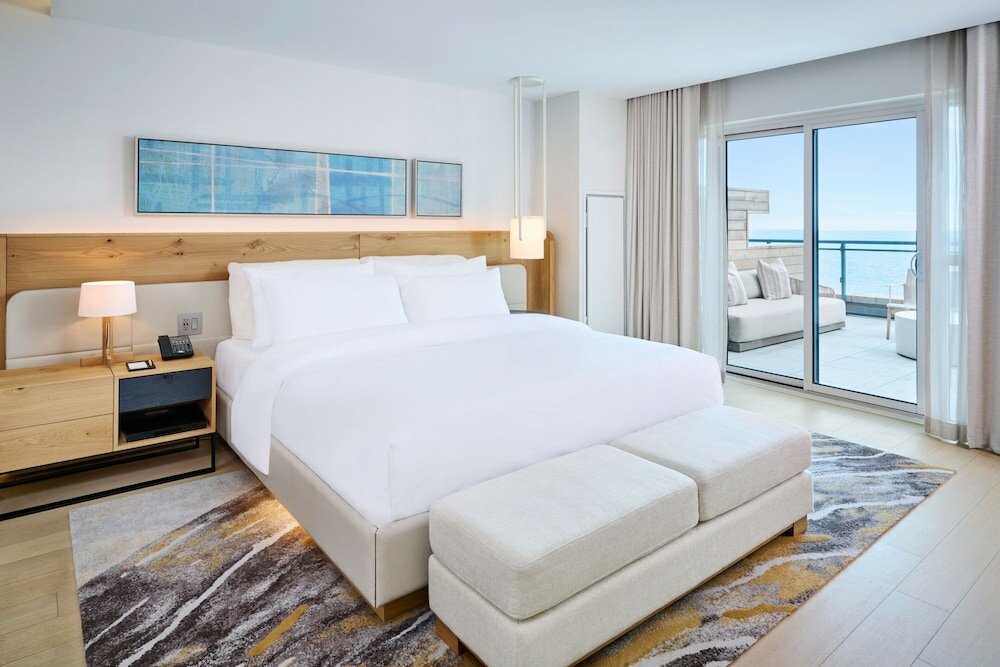 Фото The Pearle Hotel & SPA Autograph Collection