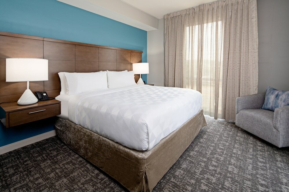 Фото Staybridge Suites Long Beach Airport, an Ihg Hotel