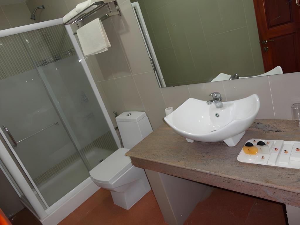 Фото Tilko Jaffna City Hotel