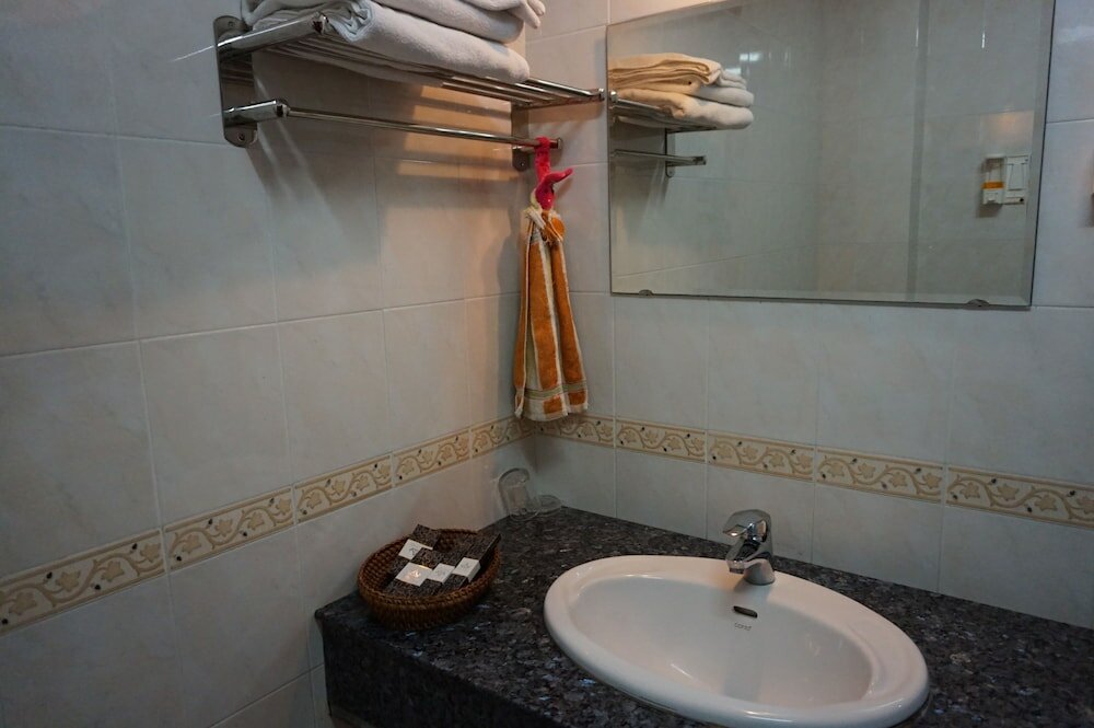 Фото Mittaphap Hotel II