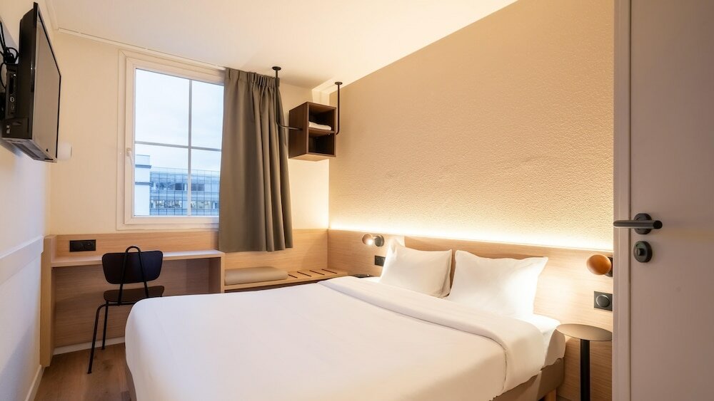 Фото Premiere Classe Paris Ouest Pont De Suresnes