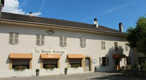 Гостиница La Bonne Auberge в Же