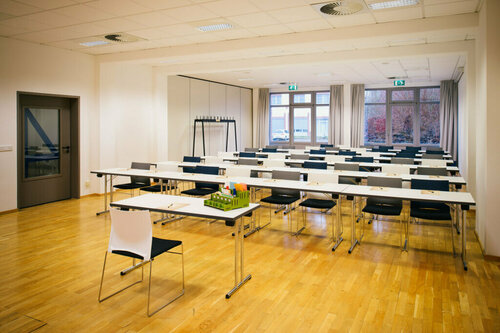 Гостиница Vienna House Easy Braunschweig в Вольфенбюттеле