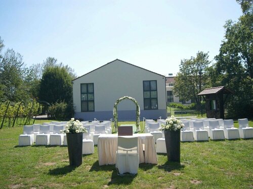 Гостиница Mercure Tagungs & Landhotel Krefeld в Крефельде