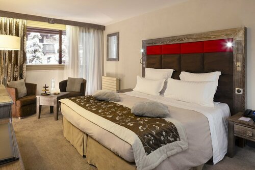Гостиница Hôtel Le Lana в Куршевеле