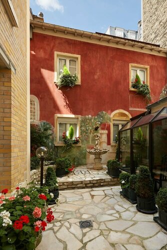 Гостиница Beaugrenelle Saint-Charles Tour Eiffel в Париже