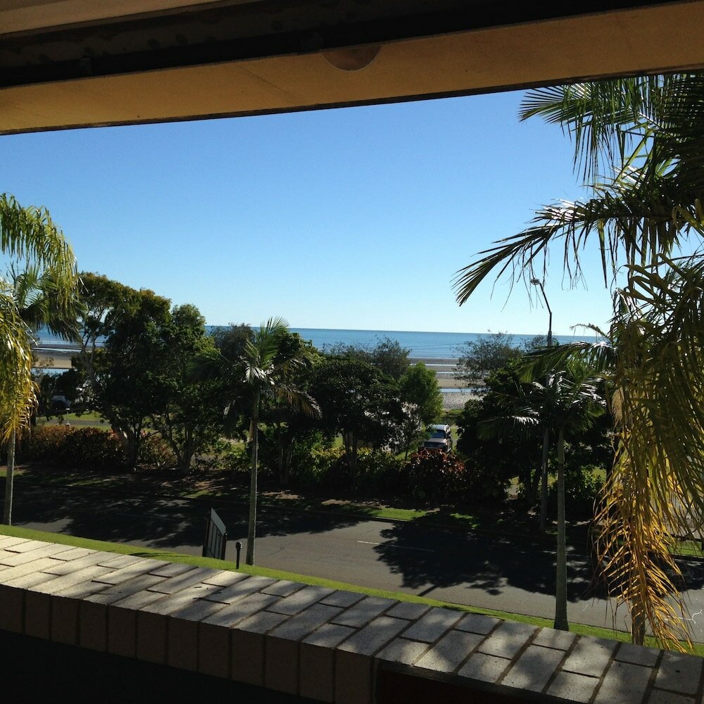 Фото Hervey Bay Resort