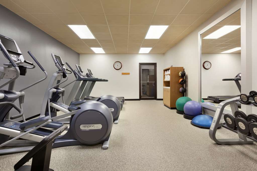 Фото Embassy Suites by Hilton Oklahoma City Will Rogers Airport