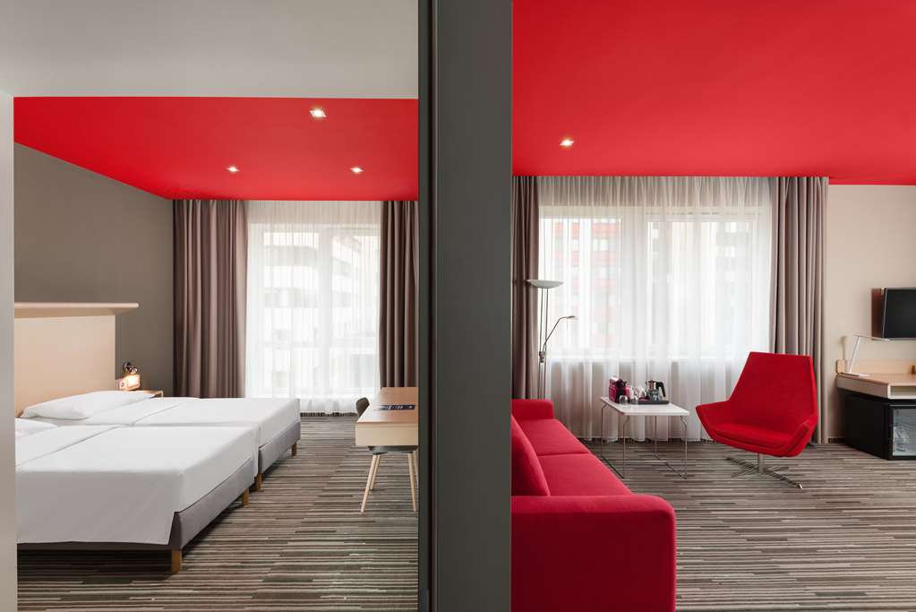 Фото Park Inn by Radisson Budapest