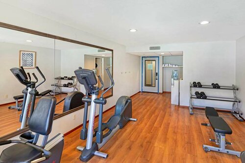 Гостиница Best Western Posada Royale Hotel & Suites в Сими Вэлли
