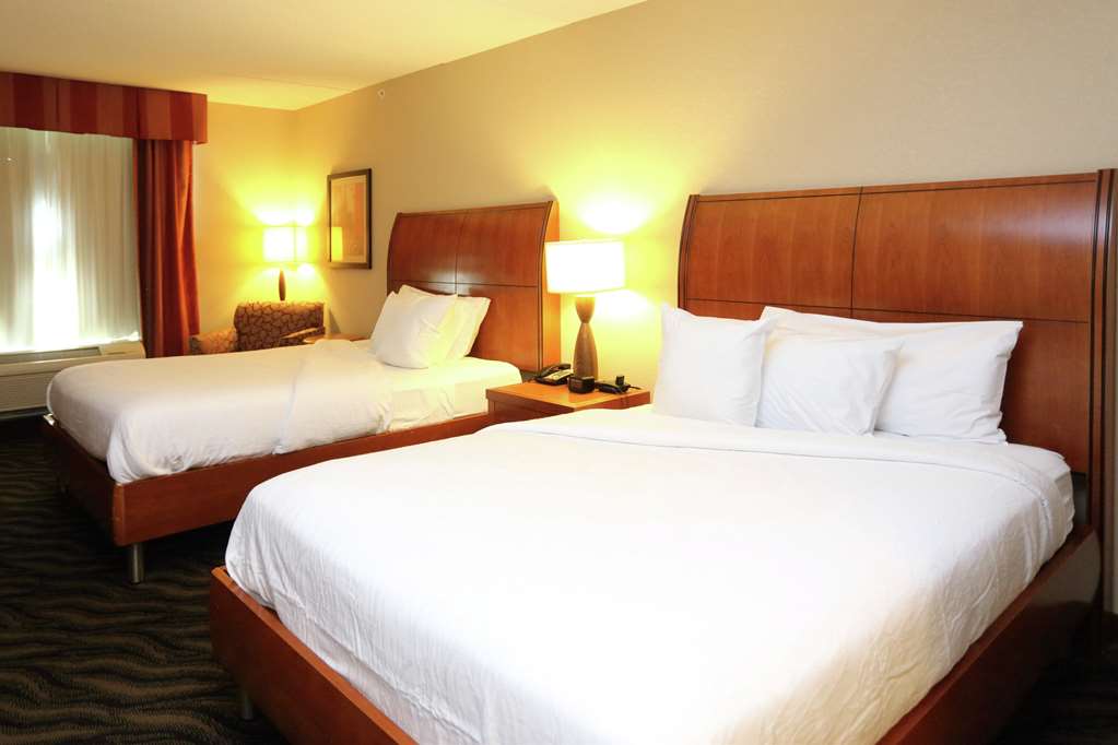 Фото Hilton Garden Inn Chesapeake/Suffolk