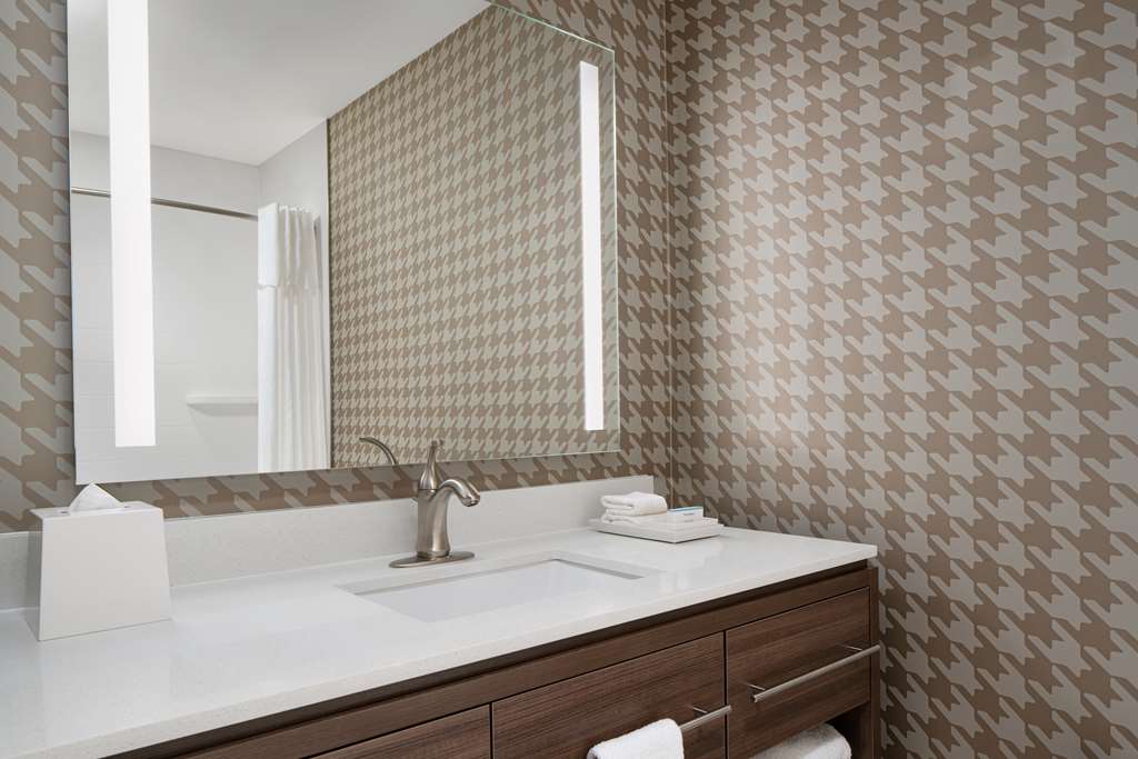 Фото Home2 suites by Hilton Carlsbad