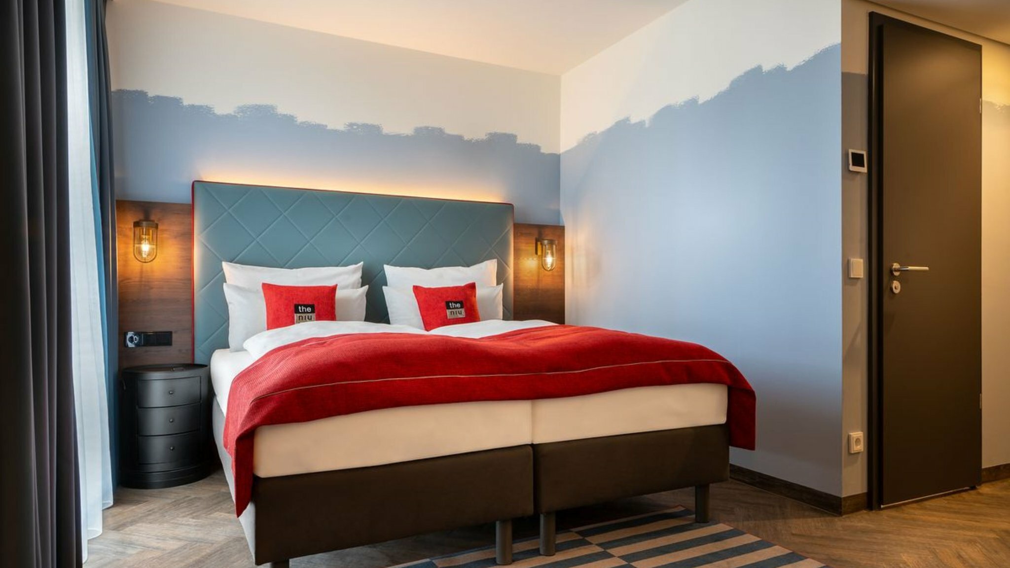 Фото Holiday Inn - the niu, Keg Hamburg Ost