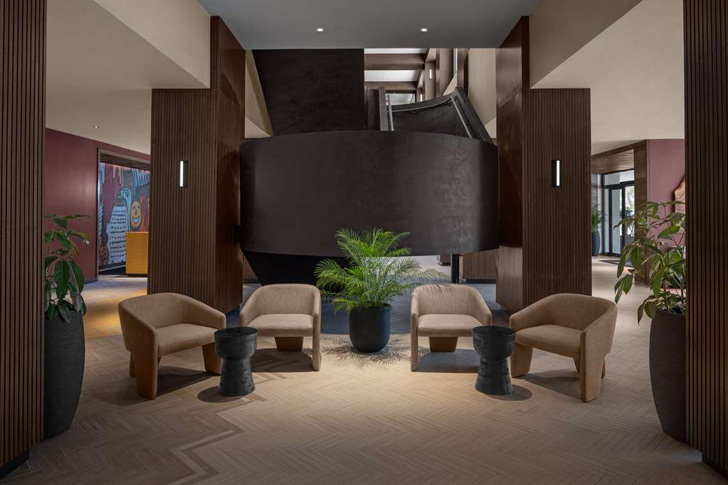 Фото Rok Hotel Kingston Tapestry Collection by Hilton