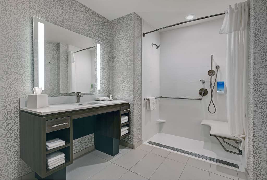 Фото Home2 Suites by Hilton Tracy