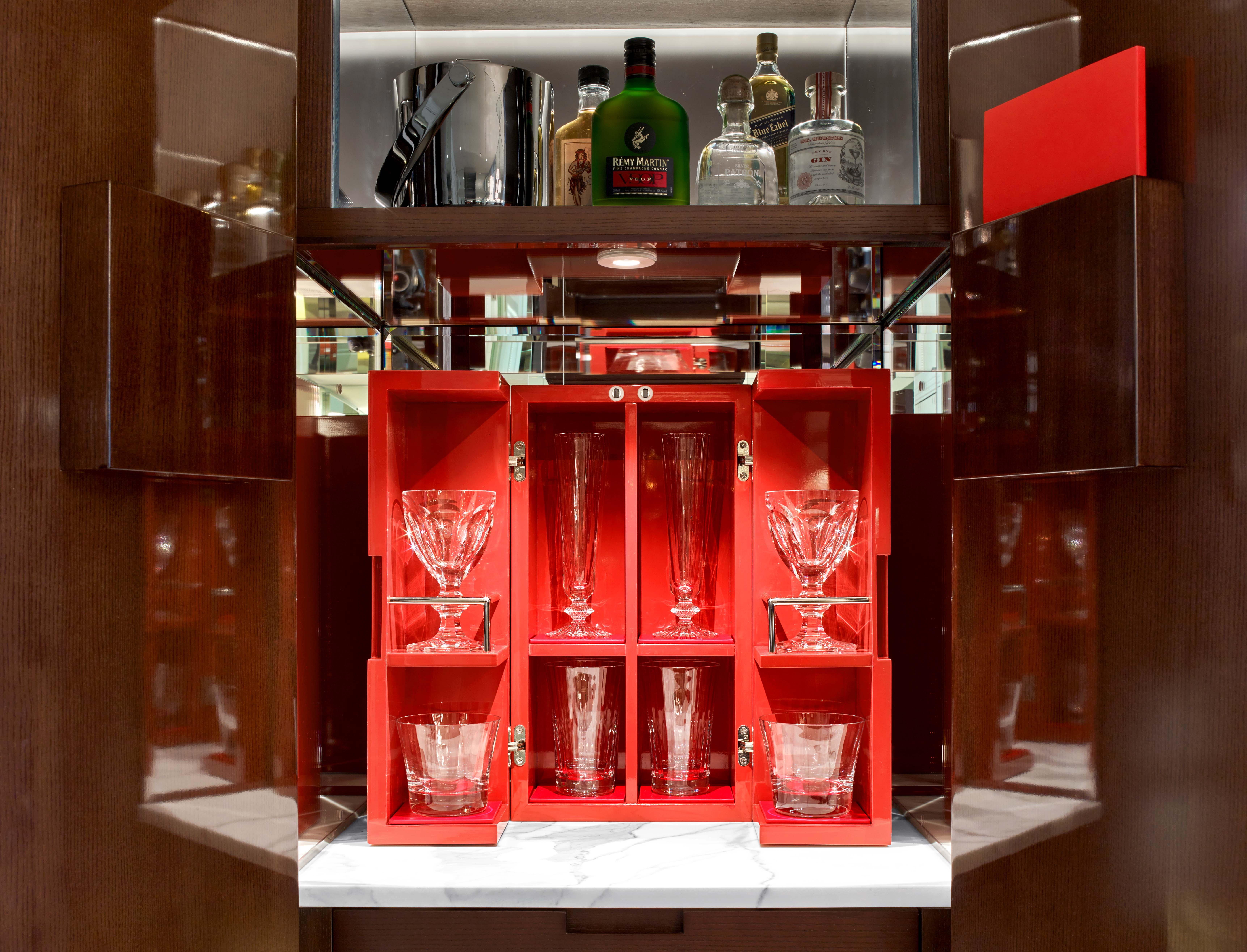 Фото Baccarat Hotel and Residences New York