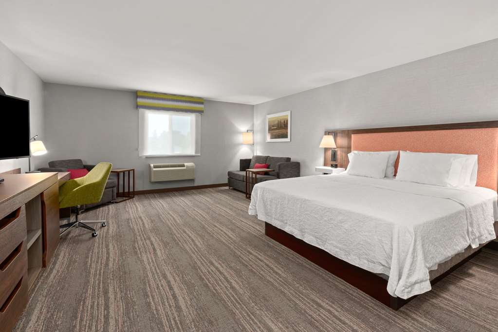Фото Hampton Inn & Suites Burlington