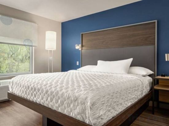 Фото Tru by Hilton Duluth Mall Area