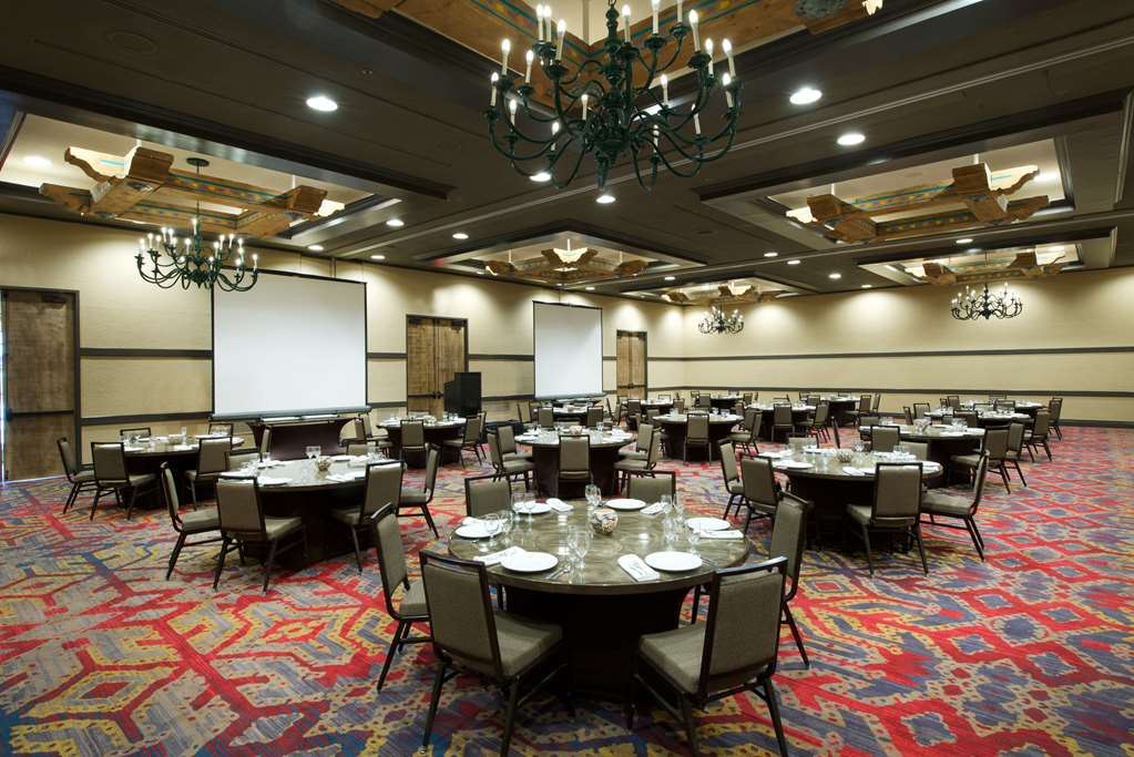 Фото Hilton Santa Fe Historic Plaza