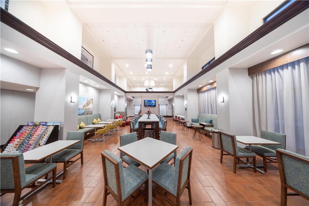 Фото Hampton Inn & Suites Seattle/Kent, Wa